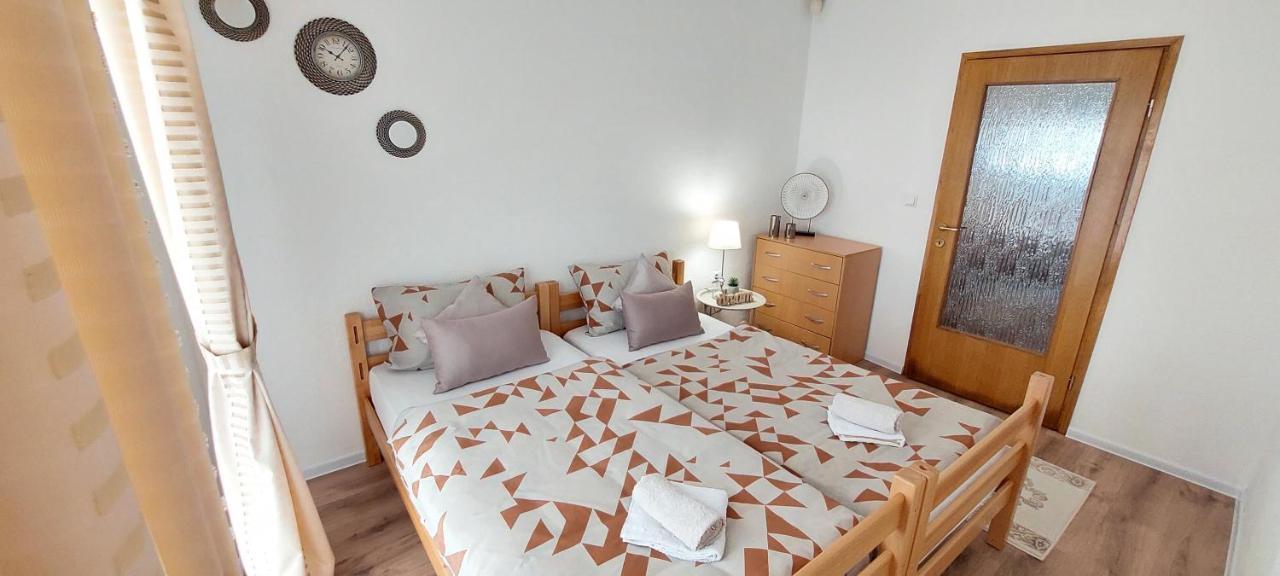 Mb Deluxe Apartment 비소코 외부 사진